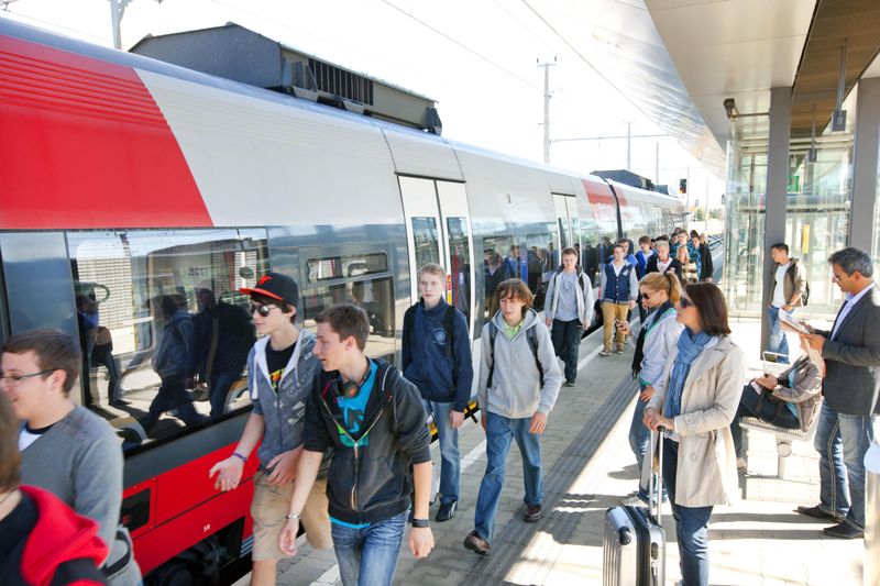 Abbildung von: 🚆 ÖBB schenken 18-Jährigen die Vorteilscard