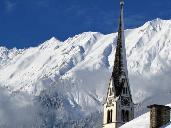 Blick auf die Nordkette aus Rum.