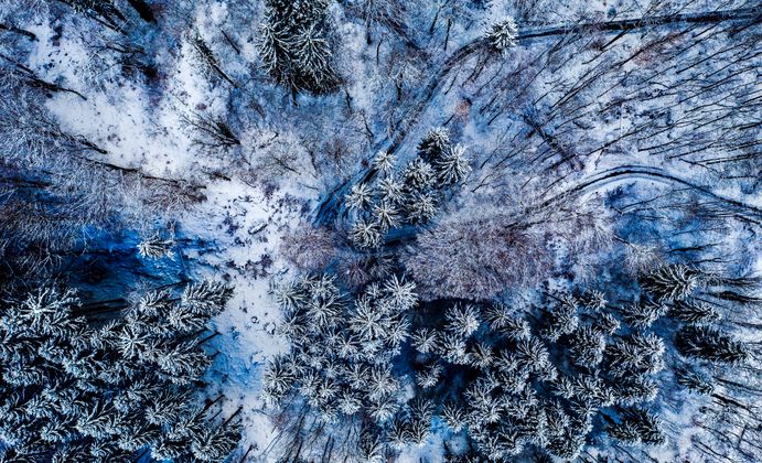 Winterlandschaft von oben.