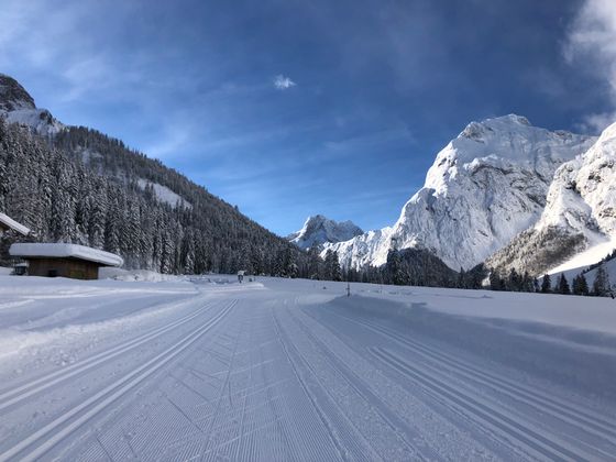 Jausenstation Falzturm am Achensee.