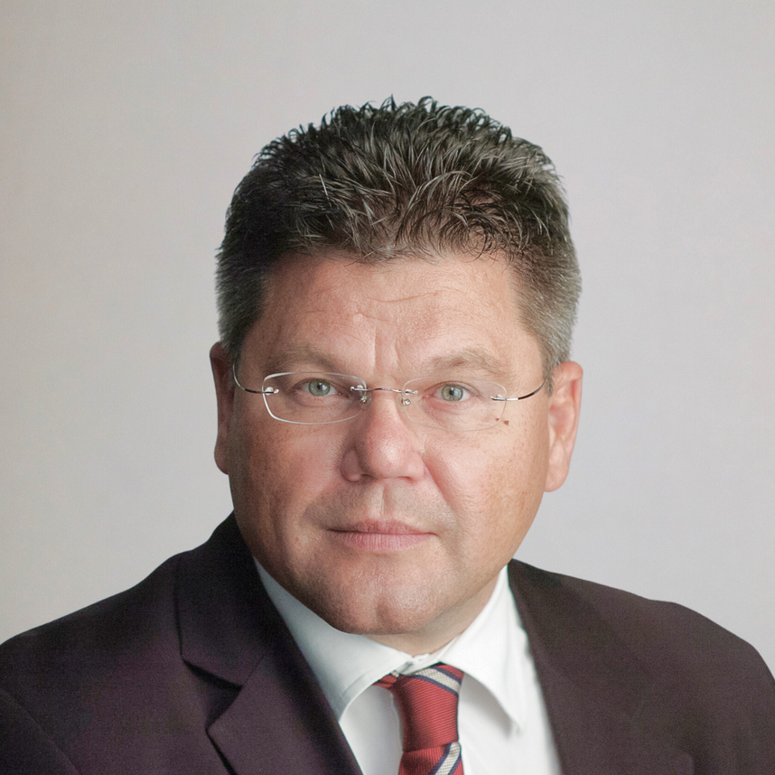 Großprozess gegen 100 Tiroler Häuslbauer: Bauunternehmer und Baufirma ...