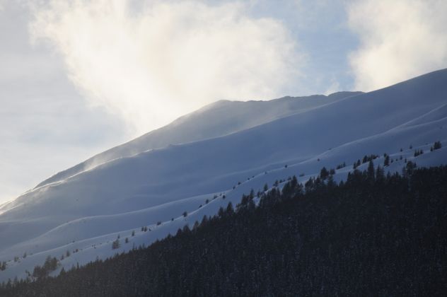 Sturmfahnen am Venet.