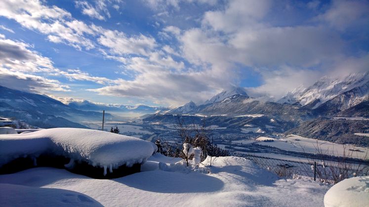 Von Schwaz/Arzberg ins Inntal - Blickrichtung Innsbruck.