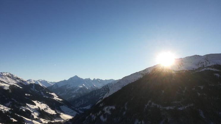 Blick von der Eggalm zur Ahornspitze.