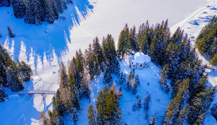 Am Obernberger See bei der Seekapelle "Maria am See".